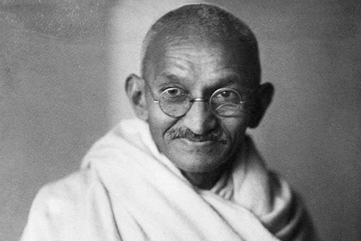 Fotografía de estudio de Mahatma Gandhi, Londres, 1931