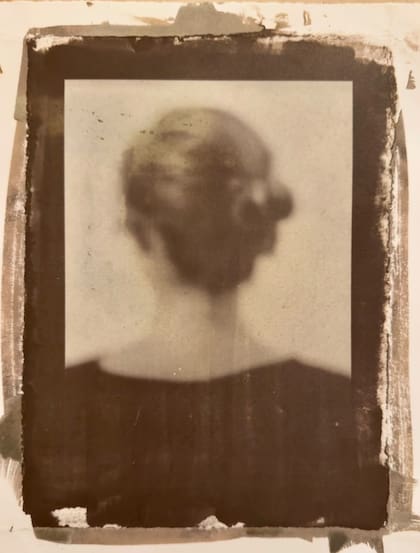 Fotografía sin título de Vivian Galban, realizada en 2025, que integra la muestra "La Cápsula"