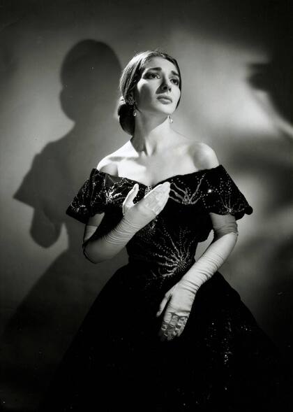 Fotografía tomada por Houston Rogers a Maria Callas en "La Traviata", de Verdi, en la Royal Opera House, 1958
