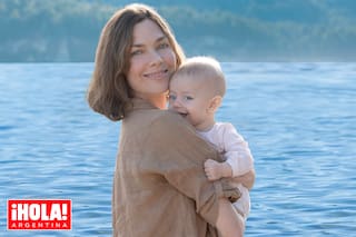 Nos presenta a su hijo Otto y revela cómo fue el parto y el encuentro con el "clan" de las Trillizas de Oro