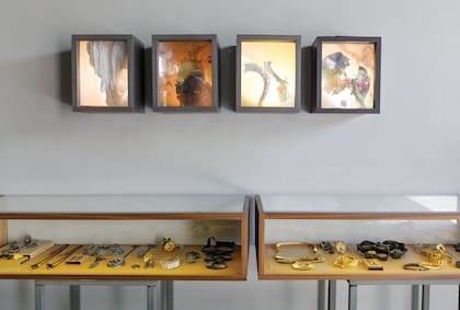 Piezas de Marina pertenecientes a las colecciones ‘Mar’, ‘Bosque’ y ‘Panal’, que forman parte del archivo de Fundación IDA (Investigación en Diseño Argentino).