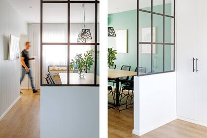En toda la planta baja colocaron pisos vinílicos (The Flooring Company) sobre los existentes. Así redujeron gastos en tiempo de obra.