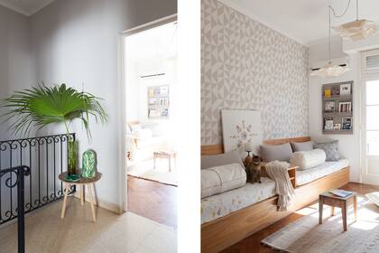En la planta alta, este playroom también funciona como cuarto de huéspedes. Sofá con estructura de madera en el que pueden dormir dos. Papel de pared (Picnic).