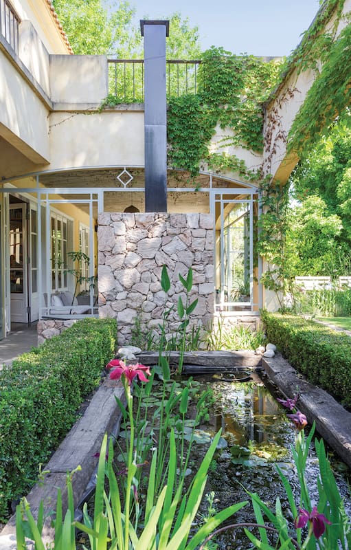 Una paisajista hizo su casa ideal en Benavídez, al estilo de la Provence