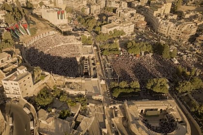 Fotos del teatro de Aman publicadas por @JorEmbUS en X