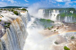 Las Cataratas del Iguazú quedaron en medio de una disputa legal en Brasil y podrían cambiar de “dueño”