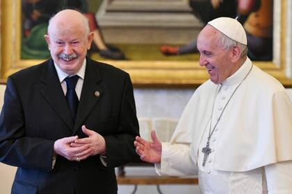 Fra Giacomo junto al Papa Francisco en 2017