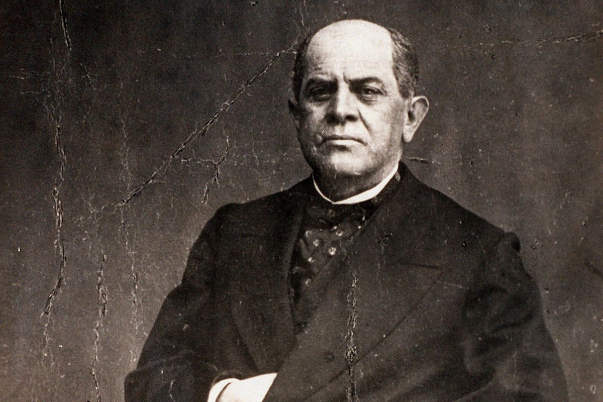 Fragmento de reproducción fotografica de un retrato a Domingo Faustino Sarmiento.