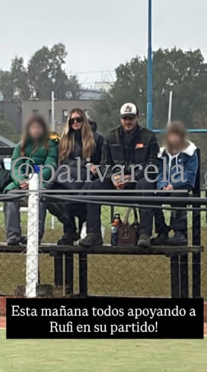 Francesca, María Eugenia Suárez, Mauro Icardi E Isabella viendo el partido de hockey de Rufina Cabré (Foto: Captura Instagram/@palivarela)