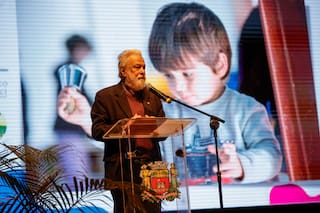 La propuesta "revolucionaria" para educar niños de un reconocido pedagogo e investigador italiano