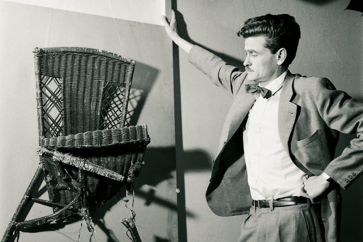 Fráncfort lo expone en una muestra coproducida con el Mamba; su obra entra en el Reina Sofía y la Tate adquiere piezas del artista argentino; "mi viejo creía que acá no éramos capaces de valorar nuestra producción", dice su hija