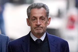 Francia confirma condena de Sarkozy por financiamiento ilegal de campaña