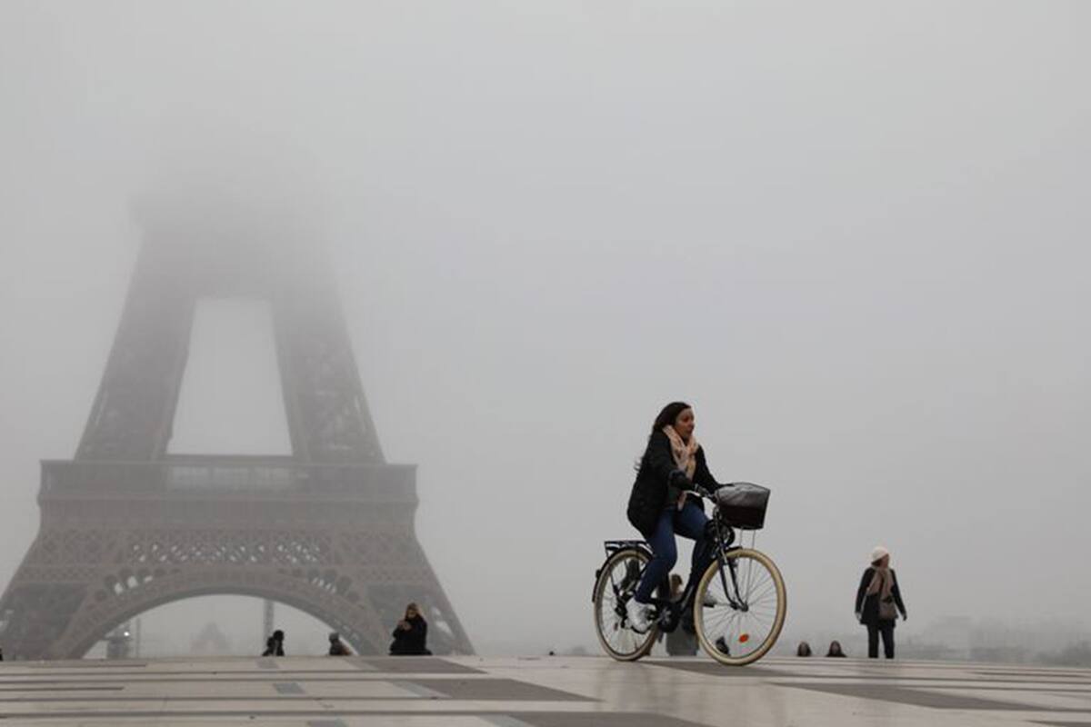 Francia está apenas "en el inicio de la crisis", dijo este viernes el presidente Emmanuel Macron
