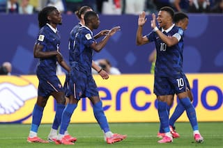 Francia derrotó a Irak y se clasificó a 16avos de final: doblete de Mbappé, que persigue el récord de Messi