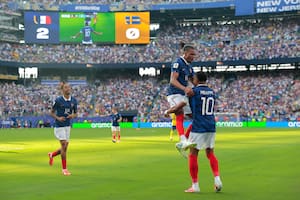 Francia-Paraguay, Canadá-Marruecos, Colapinto en Silverstone, Wimbledon, URBA y el inicio del Tour