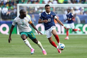 Francia y una propuesta diferente en el inicio del segundo tiempo ante Senegal: las chances de Olise y Mbappé