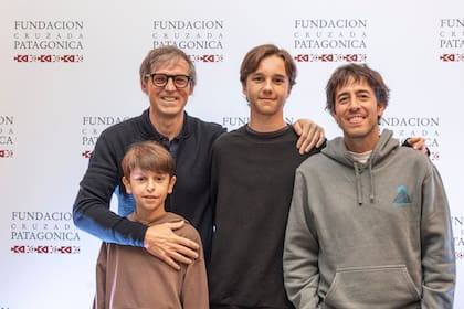 Francis Verstraeten y sus hijos Félix y Axel
