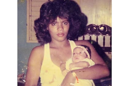 Francisca Lachapel nació en República Dominicana, el 5 de mayo del 1989