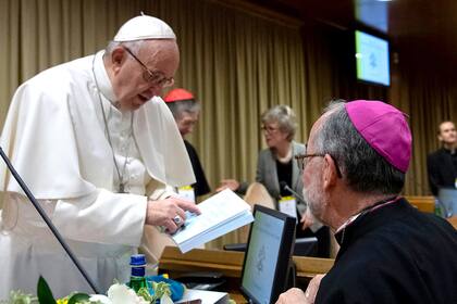 Francisco asistió ayer al tercer día de la cumbre, en el Vaticano