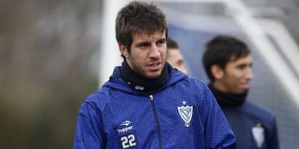 Francisco Cerro dice no saber nada de su posible pase a Racing