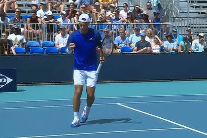 Francisco Cerúndolo consiguió una buena victoria en su primer paso en el Masters 1000 de Miami, donde fue semifinalista el año pasado.