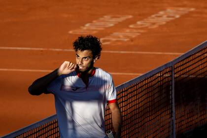 Francisco Cerúndolo se impuso al español Pablo Andújar remontando el resultado; es el primer clasificado semifinalista en Buenos Aires después de 2002.
