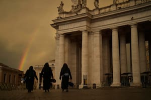 Francisco dejó asuntos pendientes tras 12 años de pontificado. ¿Qué retos aguardan al próximo papa?