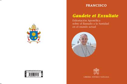 Francisco le respondió a sus críticos