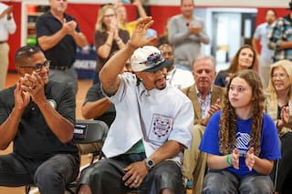 Francisco Lindor gana el Premio Roberto Clemente por labor humanitaria