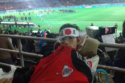 Francisco en Japón, siguiendo a River en el Mundial de Clubes 2015