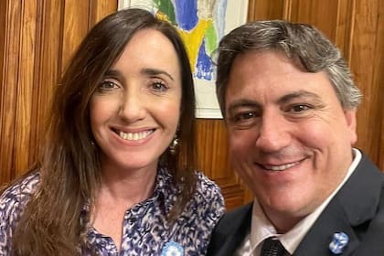 Francisco Paoltroni, con Victoria Villarruel