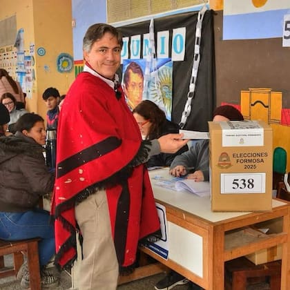 Francisco Paoltroni, el formoseño que llegó al Senado Nacional de la mano de Javier Milei, pero se alejó y ahora compite en su provincia en un armado opositor sin La Libertad Avanza