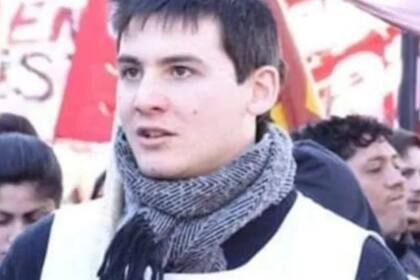 Francisco Pellaza, un docente de 29 años, murió al colisionar de frente con un camión en la ruta 22, cerca de Zapala