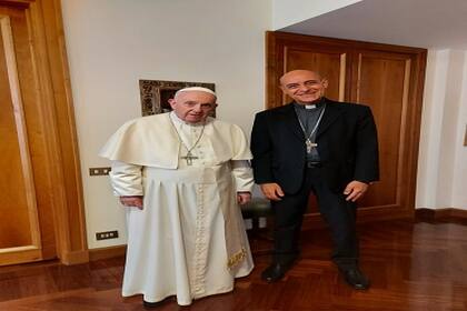 Francisco recibió al arzobispo Víctor Manuel Fernández en Roma