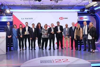 Francisco Seghezzo (LA NACION), Dolores Cahen D’Anvers (conductora), Patricia Bindi (HSBC), Leandro Completa (Faen), Juan Marotta (HSBC), María Julia Bearzi (Endeavor), Patricia Freuler de Ortiz (Fincas Patagónicas), José Luis Basso (Basso), Rubén Paporelllo (Bisignano). Jorge Silva (10Pines), Gervasio Marques Peña (LA NACION), Silvia Torres Carbonell (IAE), José Del Rio (LA NACION) y Cecilia Giordano (Mercer)
