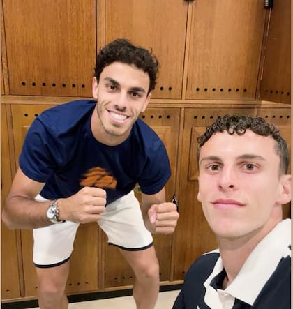 Francisco y Juan Manuel Cerúndolo, en el vestuario de Roland Garros