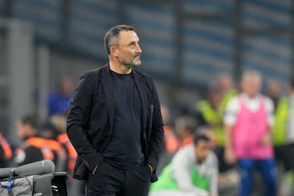 Franck Haise, entrenador de Lens, moldeó un equipo protagonista que sueña con ser campeón
