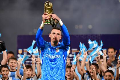 Franco Armani recibió homenajes desde que arrancó la LPF por haber sido campeón del mundo