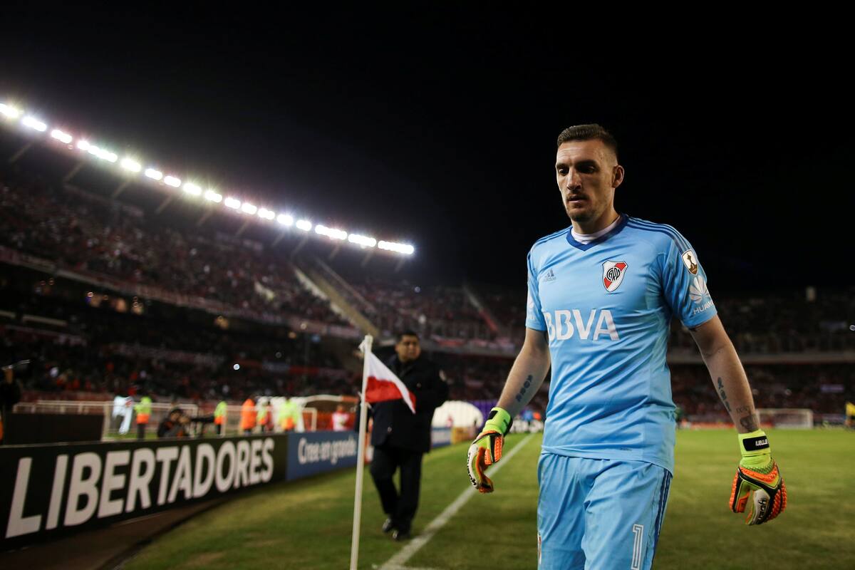 Franco Armani recibió la ovación del Monumental y sumó 13 partidos sin recibir goles