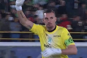 Ovacionado, Armani regresó al arco de Atlético Nacional: dio una arenga y fue capitán