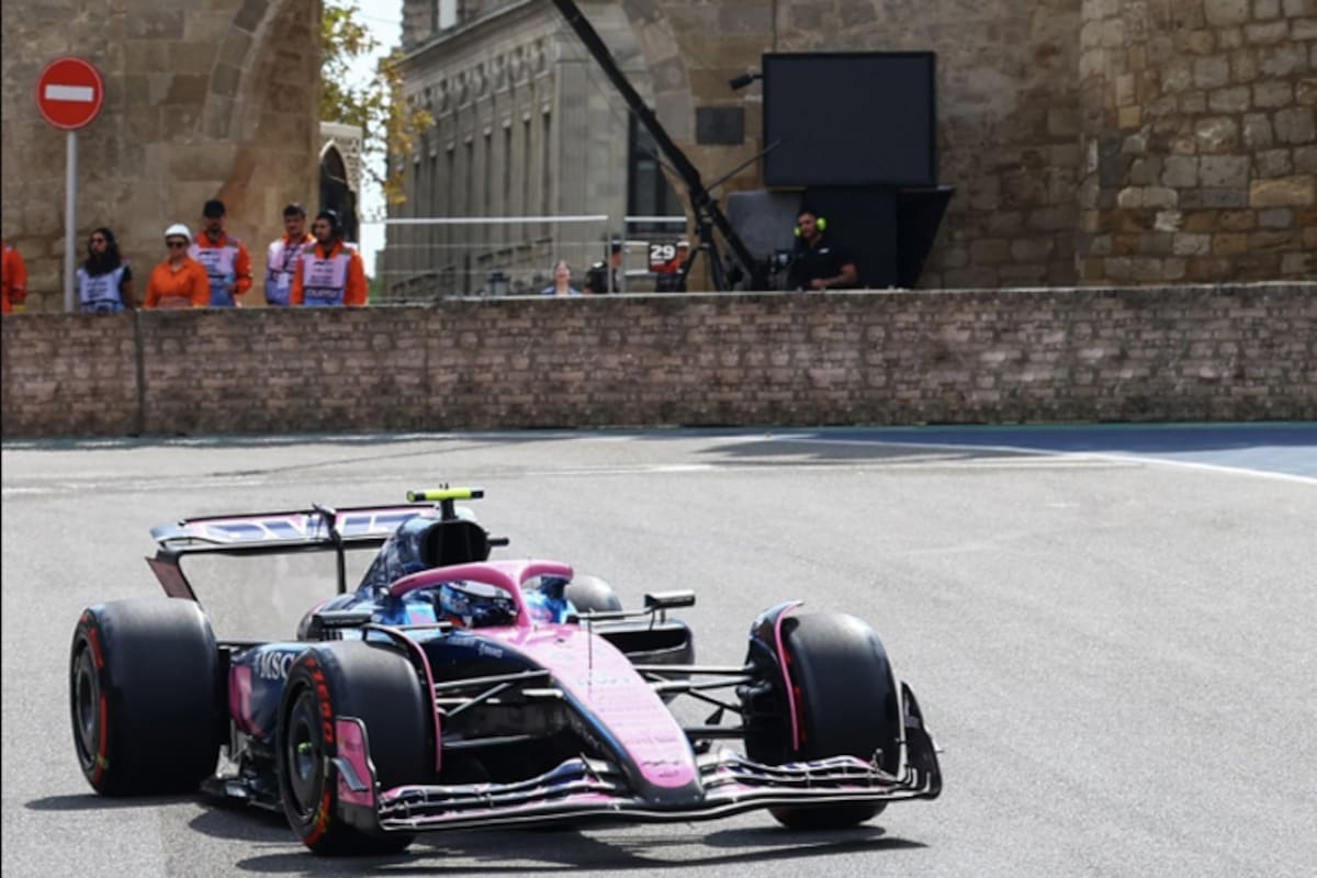 Franco Colapinto, durante la primera práctica en el circuito callejero de Bakú