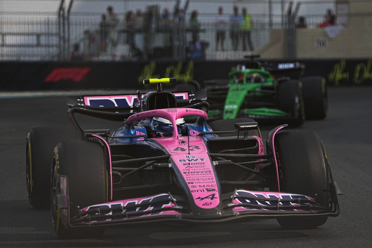 Franco Colapinto en el Circuito Yas Marina; el argentino afrontará la última clasificación de la temporada