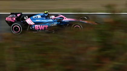 Franco Colapinto fue todo lo rápido que le permitió su Alpine desactualizado; tras ganar un puesto en la partida, concluyó 12º en la carrera sprint de Países Bajos.