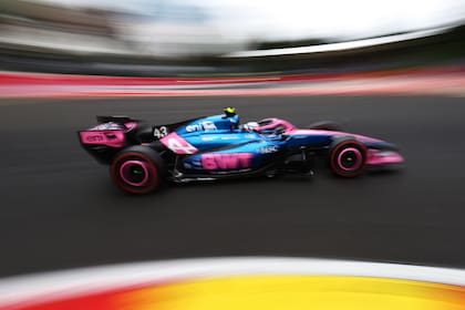 Franco Colapinto resultó 13º con Alpine en la prueba de clasificación de Spa-Franchorchamps pero largará 11º por sanciones técnicas a Lando Norris (McLaren) e Isack Hadjar (Red Bull).