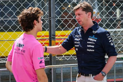 Franco Colapinto y James Vowles mantienen charlas en todos los grandes premios; el jefe de Williams argumentó la presión que cargó el argentino en su año de estreno en la Fórmula 1