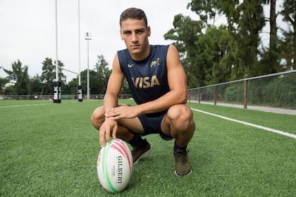 Franco Florio, rugbier y corredor de 100 metros llanos en el nivel juvenil sudamericano.