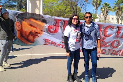 Franco Isorni, muerto el 26 de agosto en Santiago del Estero. Habían dicho que había sufrido un accidente vial, pero su madre cree que lo asesinó la policía