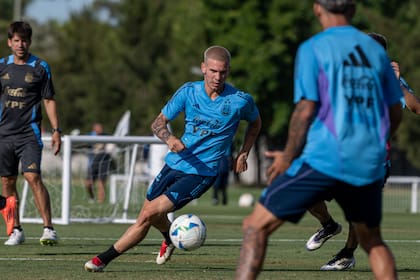 Franco Mastantuono es un habitué de los equipos juveniles y tendrá su oportunidad en la selección mayor