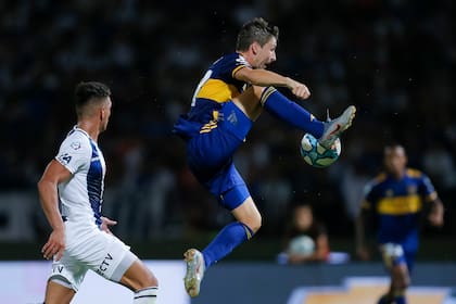 Franco Soldano, estuvo cerca de convertir un gol ante Talleres, en la fecha anterior, pero se le dio contra Atlético Tucumán