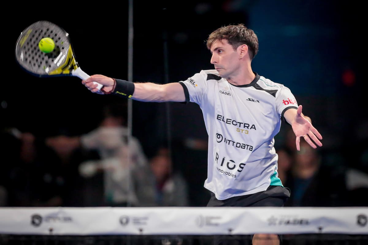 Franco Stupaczuk es uno de los jugadores argentinos integrantes del top five del Premier Padel